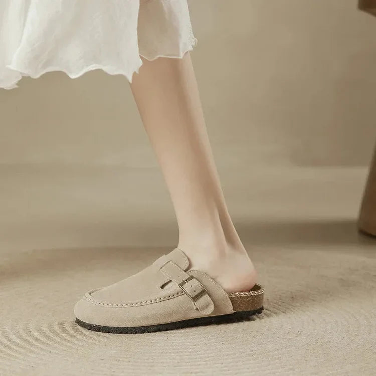 Hochwertige Leder-Sneaker mit Korksohle