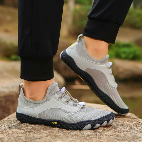 Herrenschuhe mit extrabreiter Zehenbox