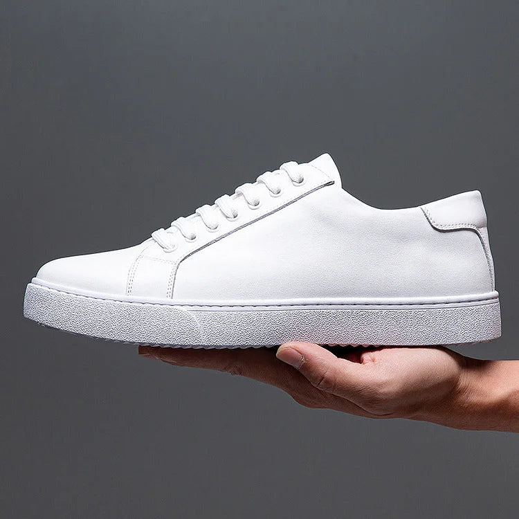 Trendige Herren-Sneaker im britischen Stil polierte Freizeitschuhe