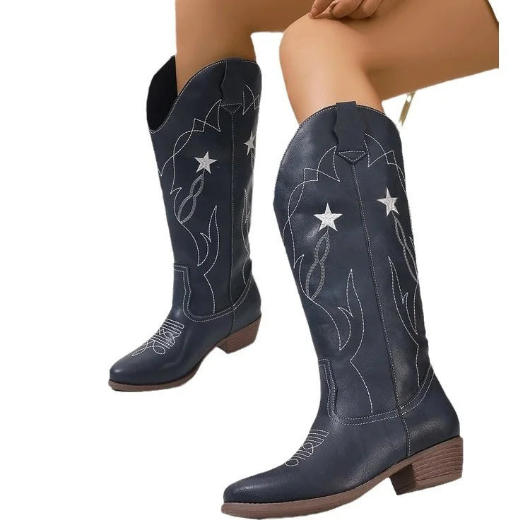 Cowboystiefel mit Sternstickerei