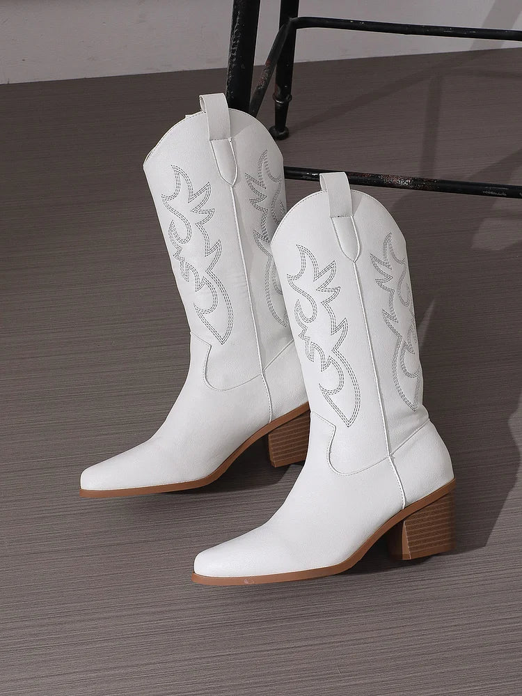 Cowboystiefel mit Absatz und Blattstickerei