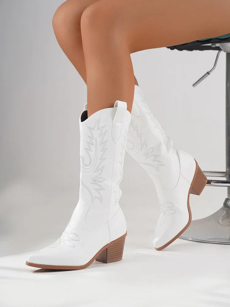 Cowboystiefel mit Absatz und Blattstickerei