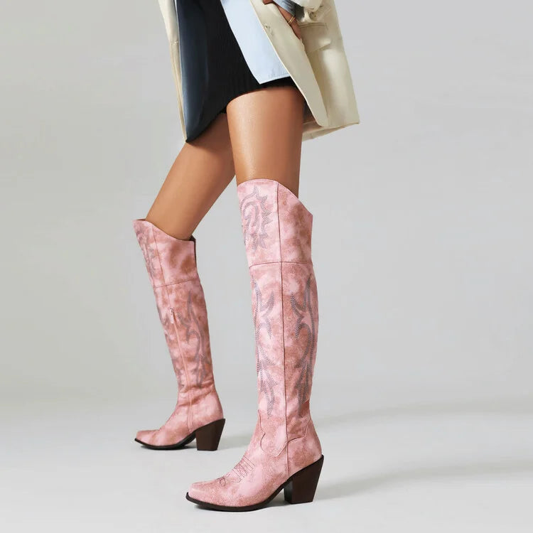 Hohe Cowboystiefel im Vintage-Look
