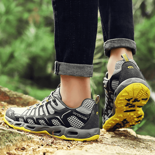 Komfort-Wanderschuhe mit orthopädischer Sohle