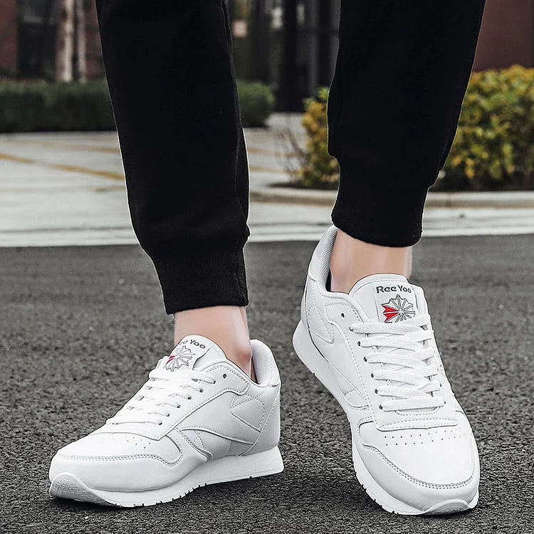 Atmungsaktiver bequemer weicher Mesh-Sneaker