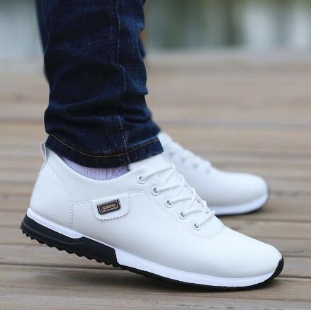 Herrenschuhe: Bequeme Turnschuhe mit Innenfutter für kalte Tage
