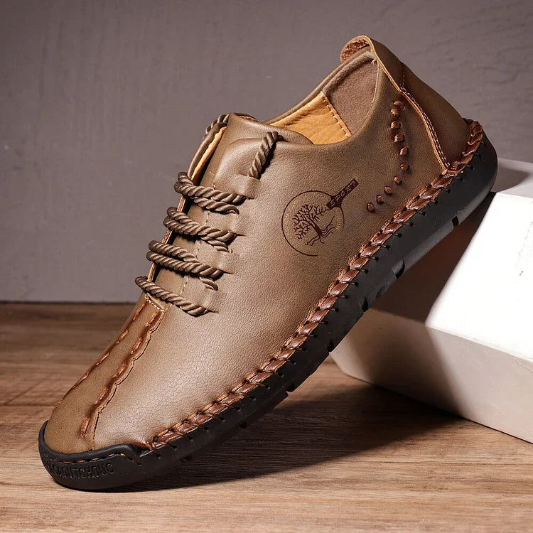 Herren-Freizeitschuhe aus Leder mit handgenähter rutschfester weicher Sohle