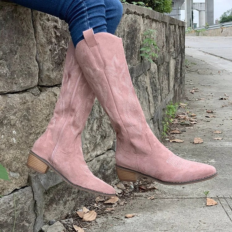 Cowboystiefel aus Wildleder mit Stickerei