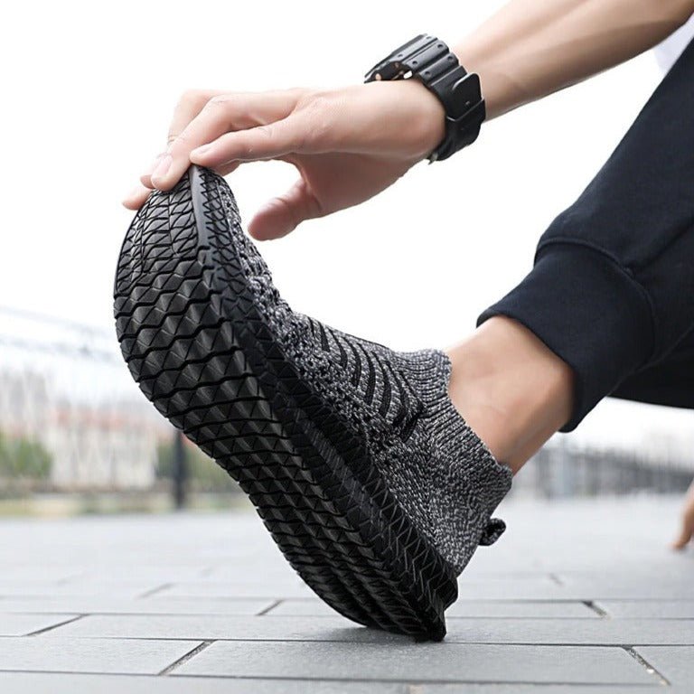 Leichte modische verschleißfeste Laufschuhe für Herren atmungsaktive Freizeitschuhe ein Sneaker