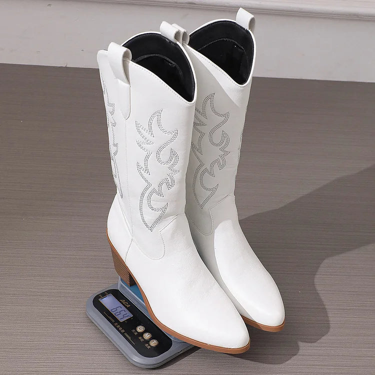 Cowboystiefel mit Absatz und Blattstickerei