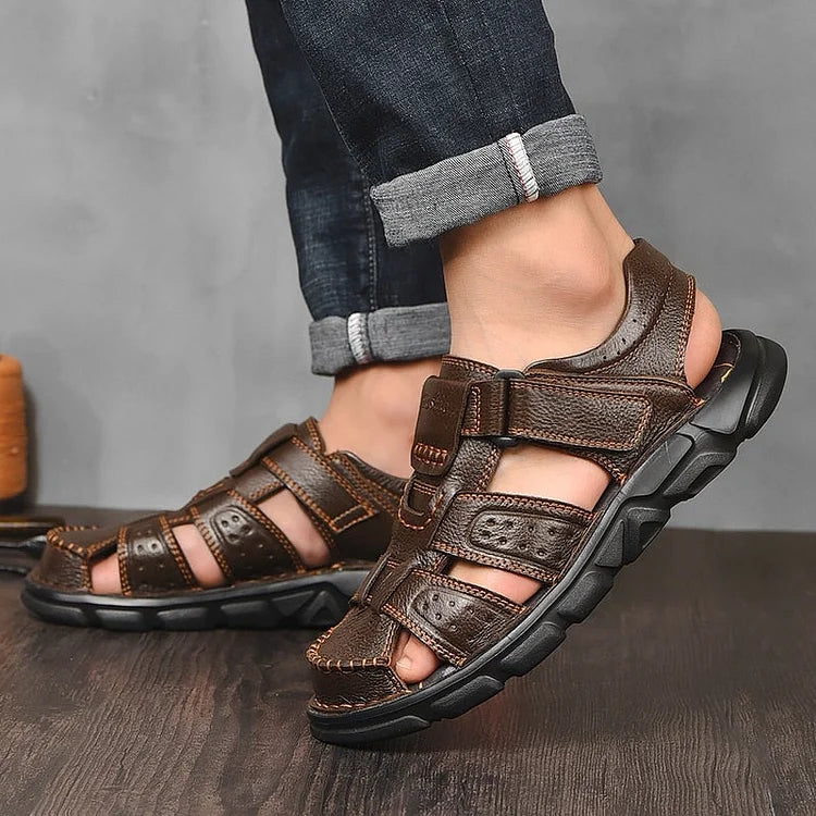 Hochwertige Sandalen aus Kuhleder für den Sommer im Freien handgefertigt für Herren modisch bequem für den Strand aus Leder