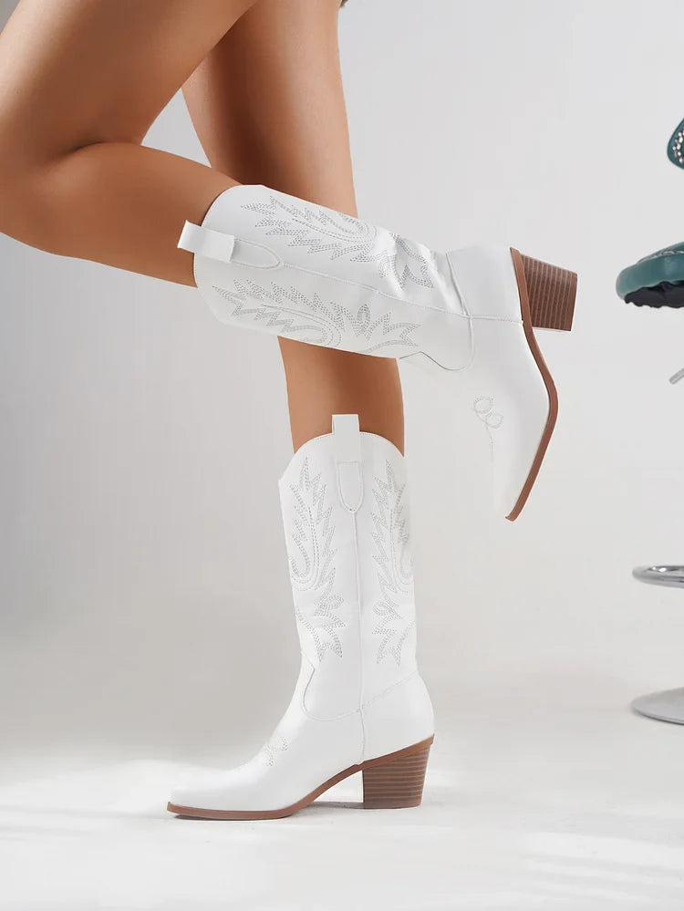 Cowboystiefel mit Absatz und Blattstickerei