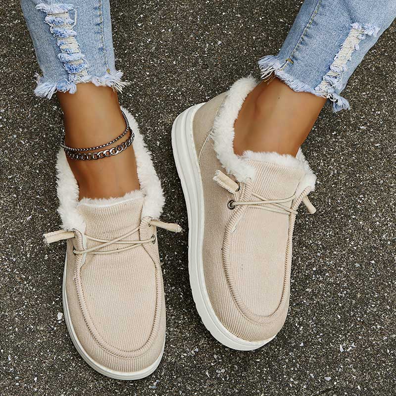 Klassische warme gemütliche orthopädische Schuhe – Beige