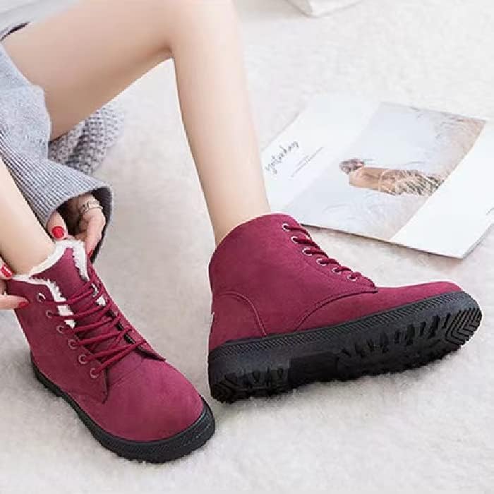 Warme mit Pelz gefütterte Stiefeletten