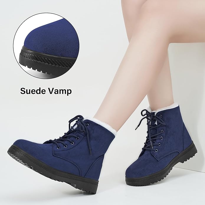 Warme mit Pelz gefütterte Stiefeletten