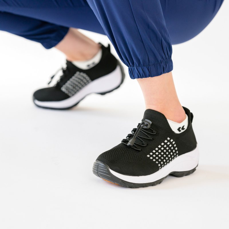 Orthopädische Schuhe mit Stretch-Kissen - Schwarz Weiß