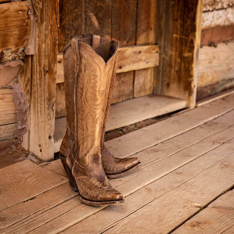 Bestickte Westernstiefel mit Blockabsatz und niedrigem Absatz
