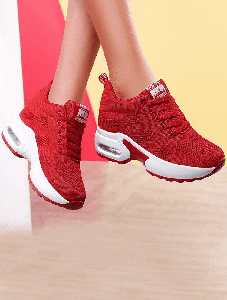 Atmungsaktive Keilabsatz-Sneaker mit Air-Cushion-Sohle und Mesh-Obermaterial