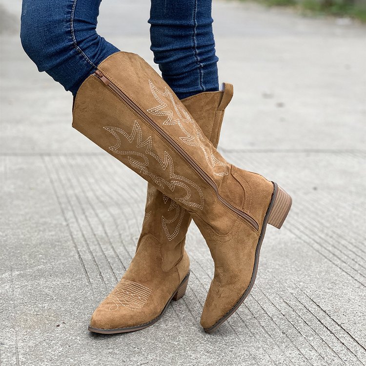 Cowboystiefel aus Wildleder mit Stickerei