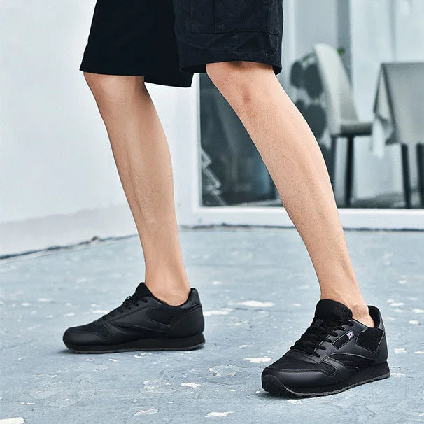 Atmungsaktiver bequemer weicher Mesh-Sneaker