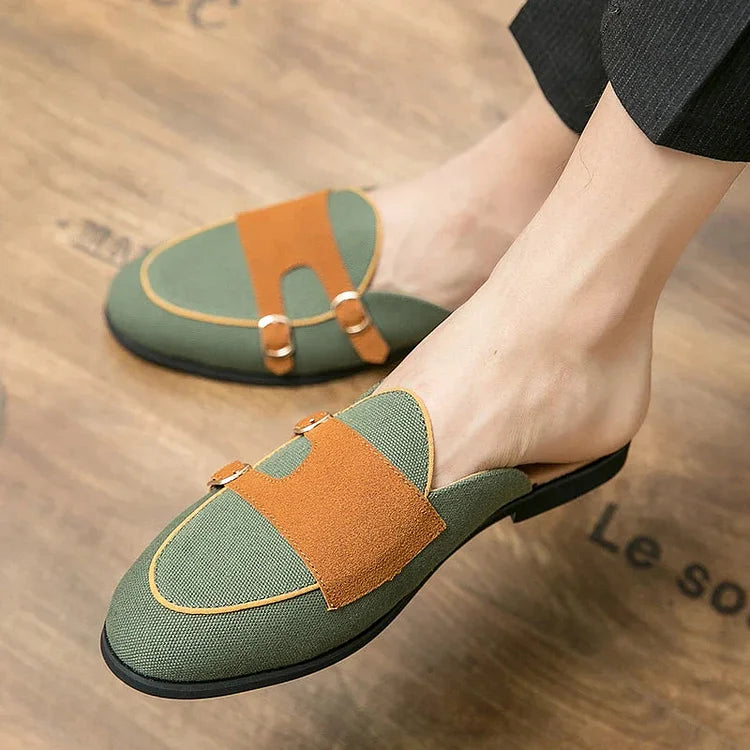 Moderne Herren Pantoletten mit Schnallen im Bicolor-Look