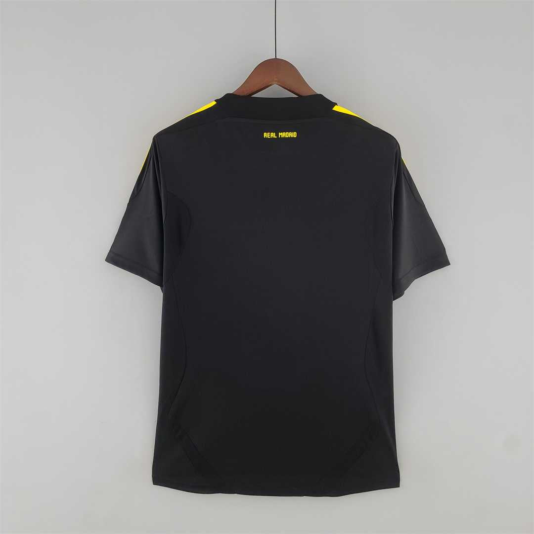 Real Madrid Goalkeeper Jersey Black 2011/12