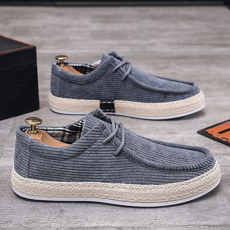 Klassische Slip-On-Freizeitschuhe