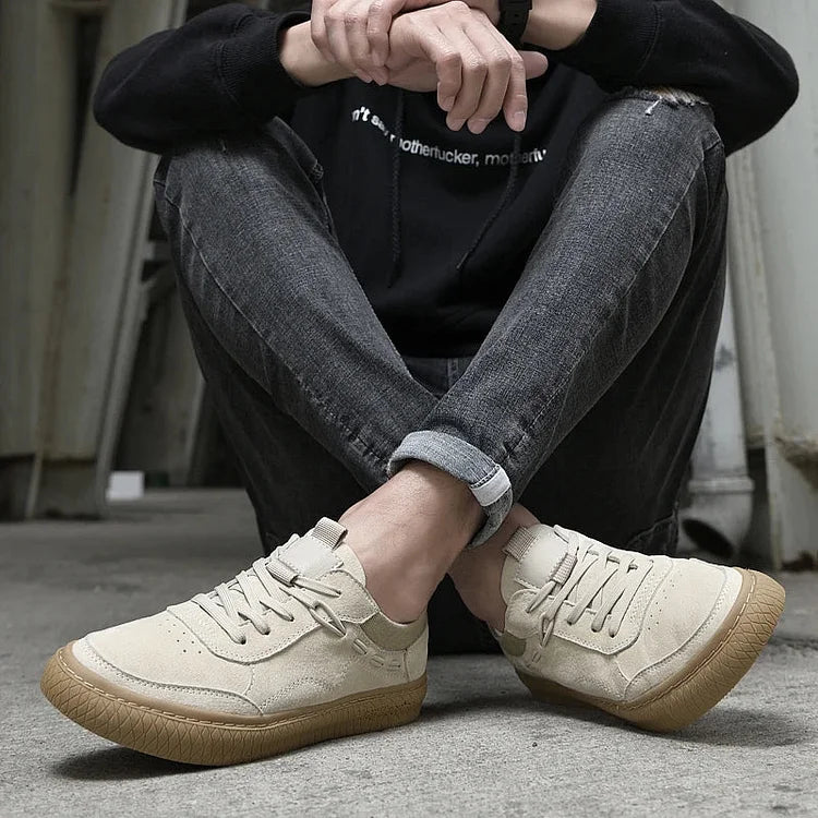 Lässige Wildleder-Sneakers für Herren mit strukturierter Sohle