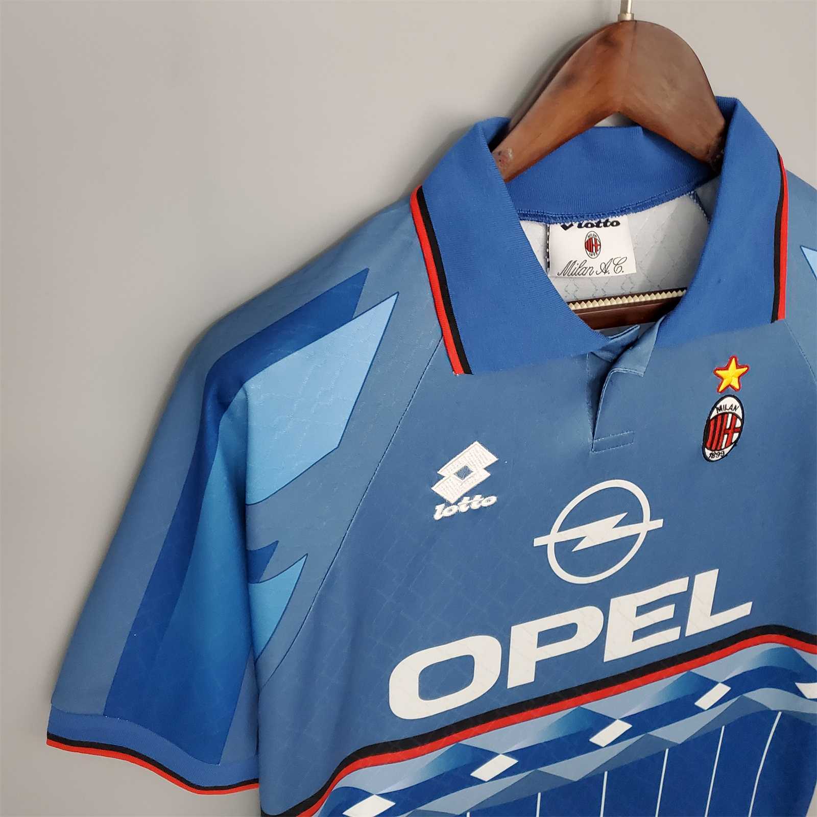 Baggio Milan Fourth Jersey 1995/96