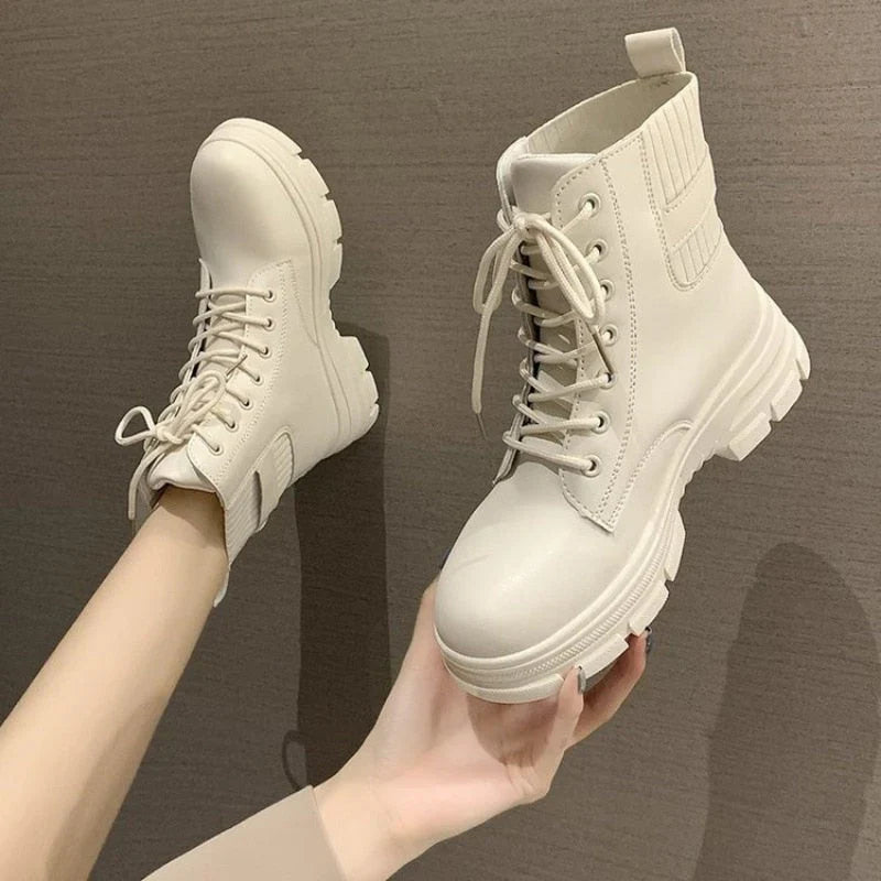 Damen Stiefel – Elegante und Orthopädische Stiefel für Komfort & Stil