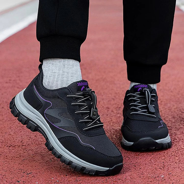 Neuer leichter rutschfester Sneaker mit Unterstützung des Fußgewölbes in Übergröße