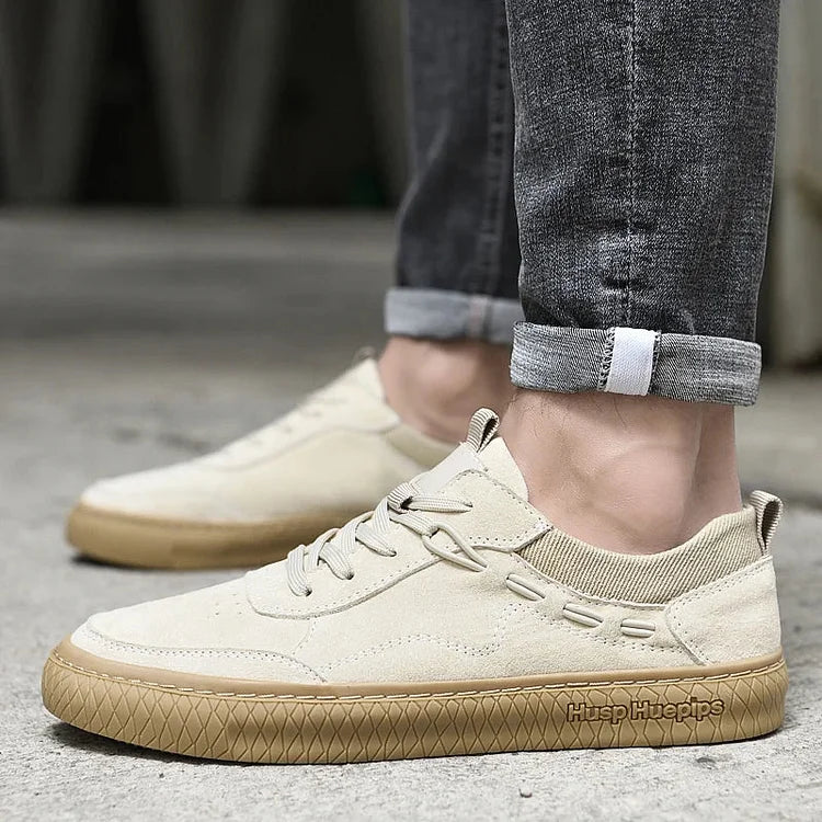 Lässige Wildleder-Sneakers für Herren mit strukturierter Sohle