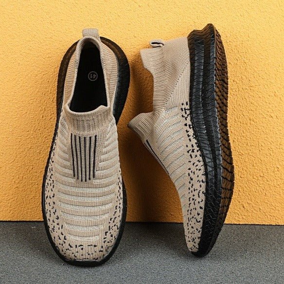 Leichte modische verschleißfeste Laufschuhe für Herren atmungsaktive Freizeitschuhe ein Sneaker