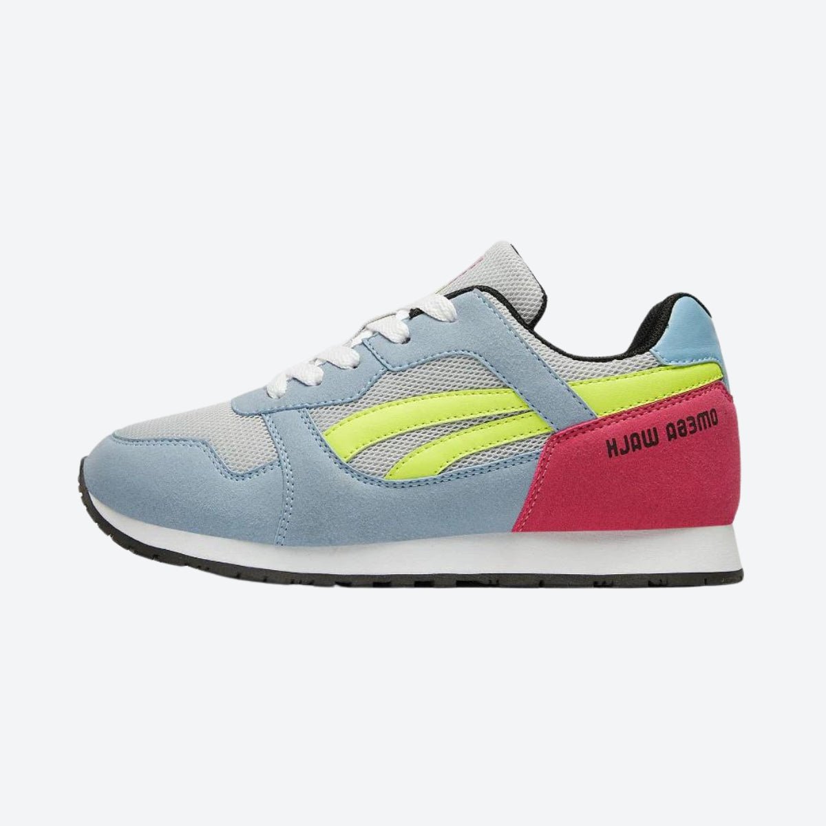 Lässige Tennisschuhe zum Schnüren