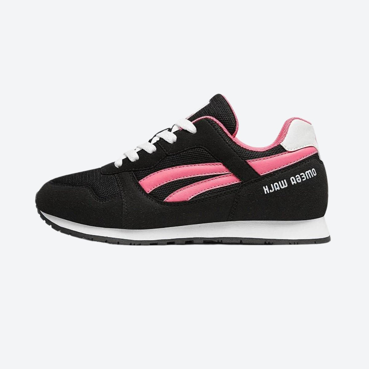 Lässige Tennisschuhe zum Schnüren