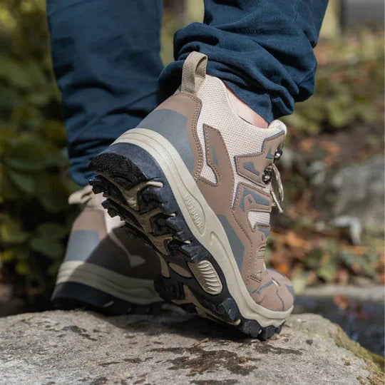 Outdoor-Komfortschuhe – Orthopädisch & stoßdämpfend