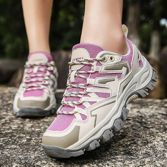 Wanderschuhe mit orthopädischer Unterstützung bei Plantarfasziitis