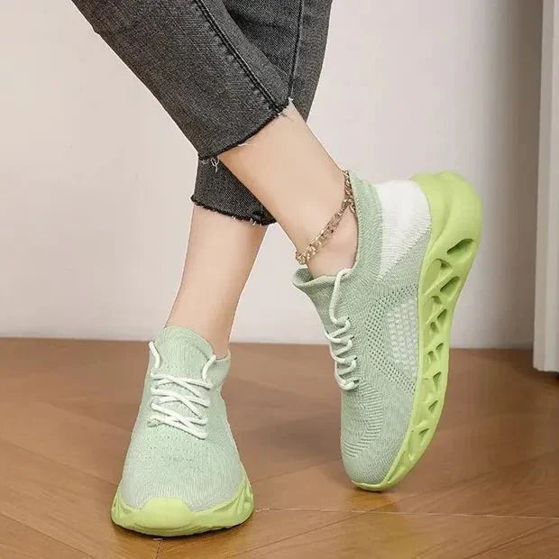 Leichte Sommer-Sneakers für Herren bequem atmungsaktiv Mesh Sportschuhe mit weicher Sohle lässige Wanderschuhe