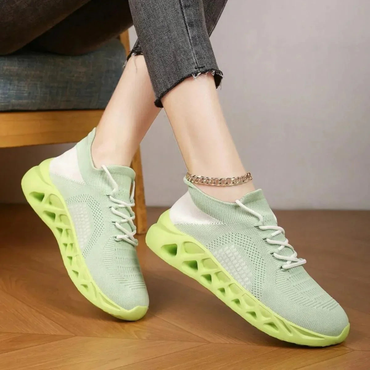 Leichte Sommer-Sneakers für Herren bequem atmungsaktiv Mesh Sportschuhe mit weicher Sohle lässige Wanderschuhe