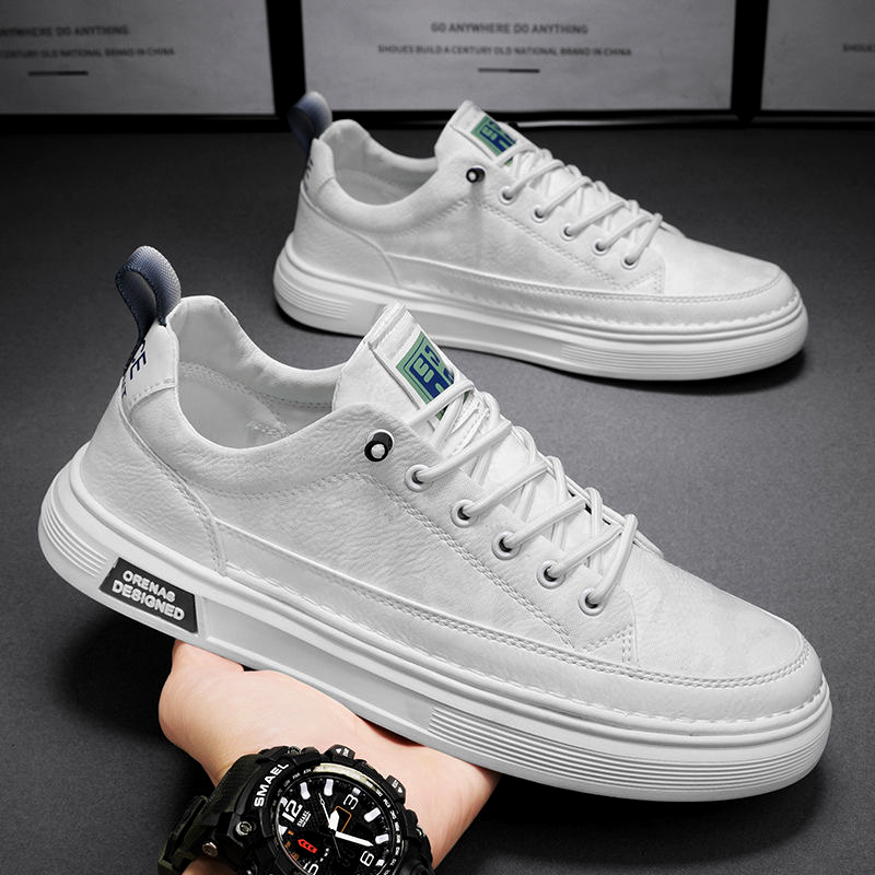 Herrenschuhe mit orthopädischer Unterstützung und Komfort
