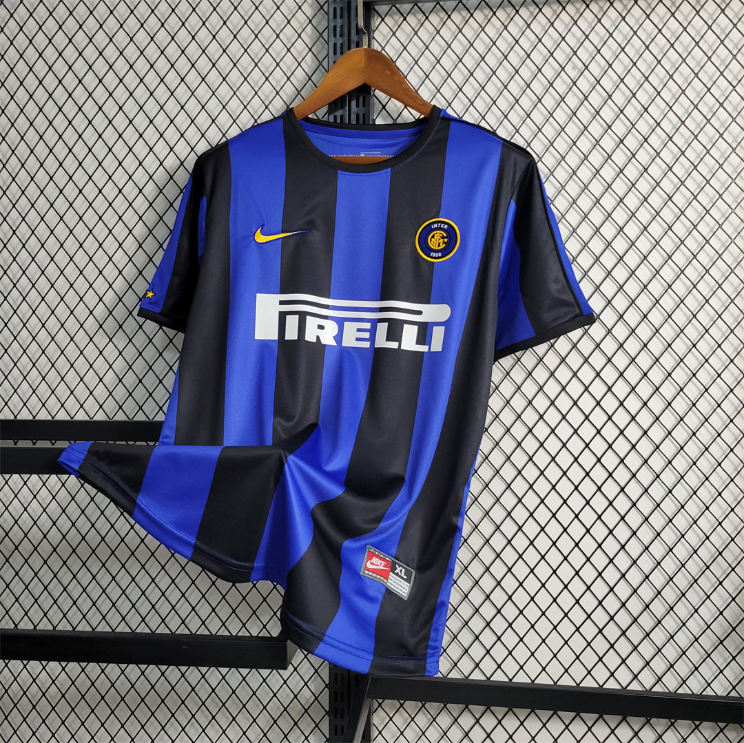 Baggio Inter Home Jersey 1999/00